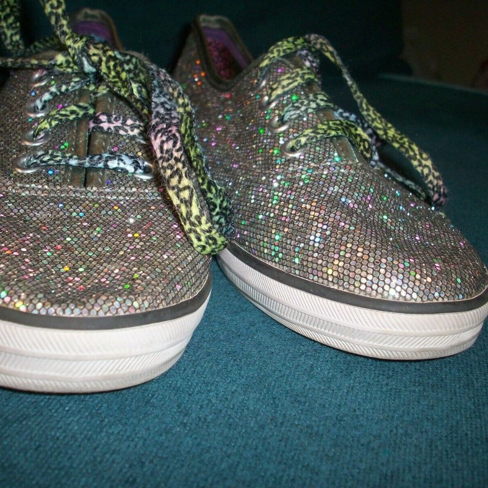 Bobs by Sketchers Silver Glitter Tennis Shoes Size 6 US Lil Bobs Sneakers EU 36 - Picture 3 of 7